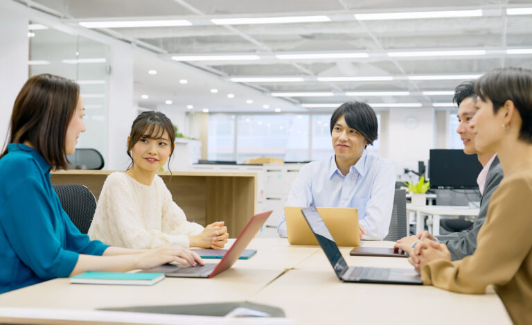 2025年時点での「働き方改革後の現実」とその変化